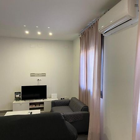 Pelicano Urban Apartment Севилья Экстерьер фото