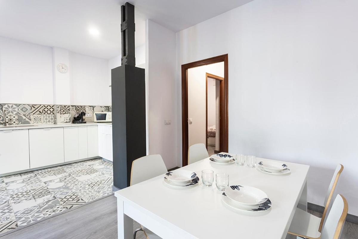 Pelicano Urban Apartment Севилья Экстерьер фото