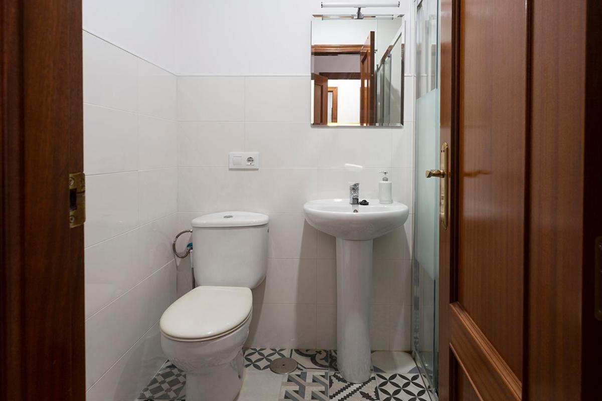 Pelicano Urban Apartment Севилья Экстерьер фото