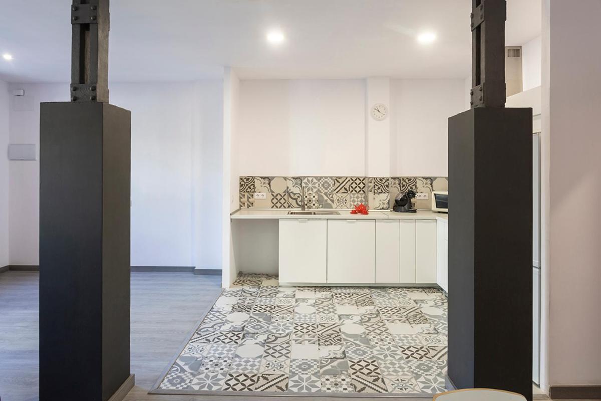 Pelicano Urban Apartment Севилья Экстерьер фото