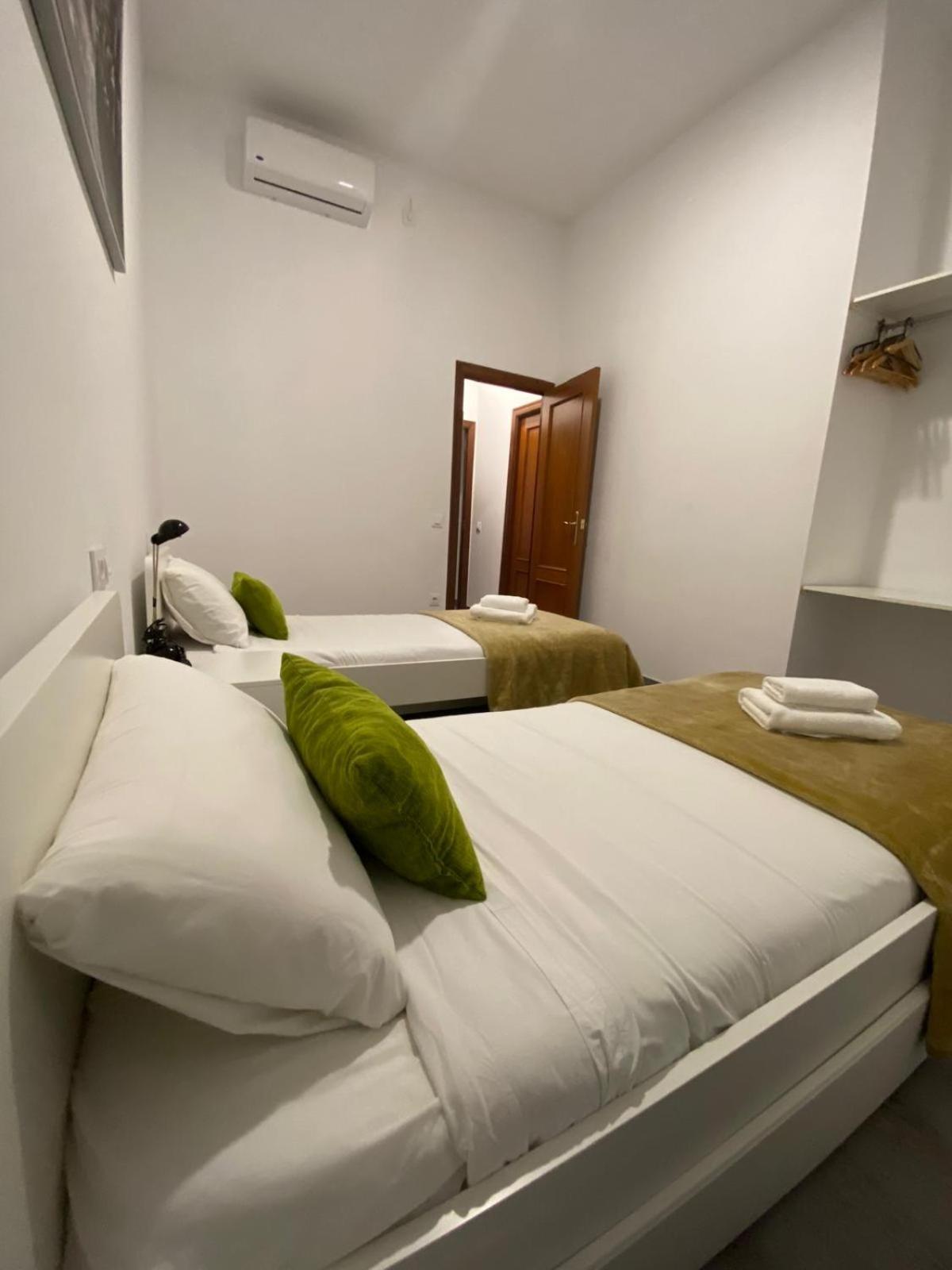 Pelicano Urban Apartment Севилья Экстерьер фото