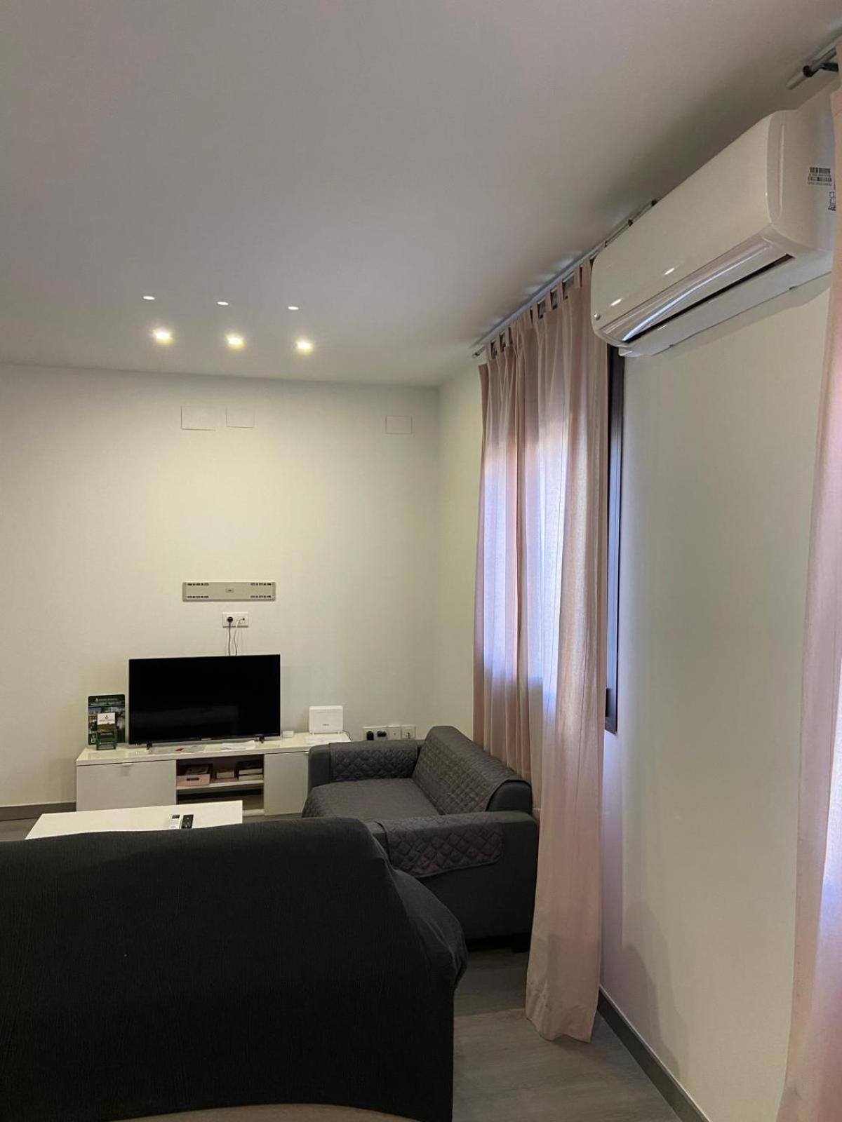 Pelicano Urban Apartment Севилья Экстерьер фото