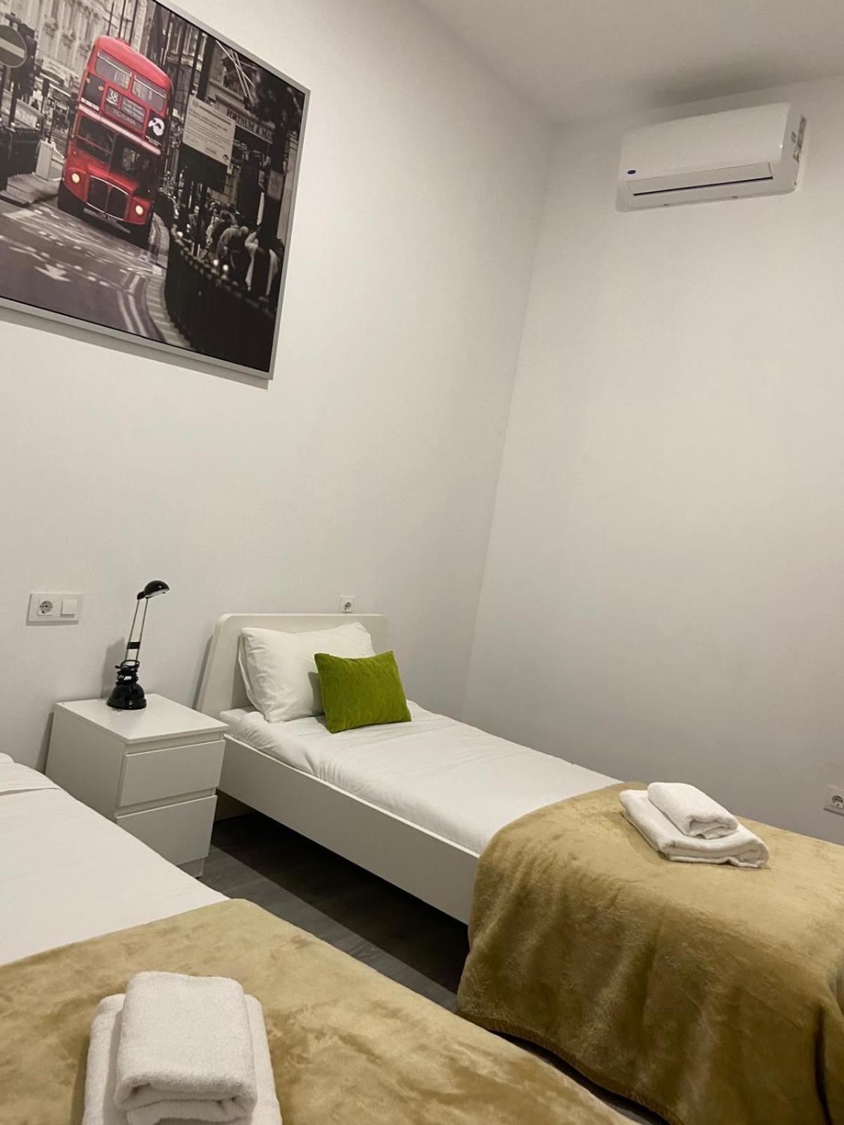Pelicano Urban Apartment Севилья Экстерьер фото